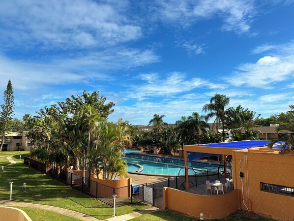 Una piscina sportiva