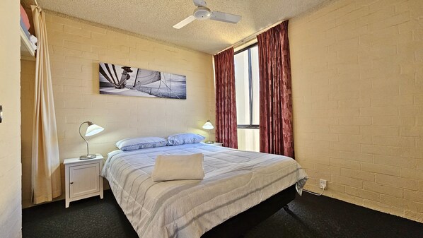 2 bedrooms, WiFi, bed sheets