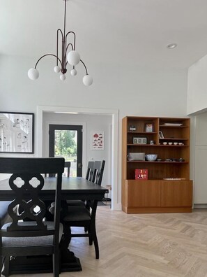 Dining - Spacious & Modern Berkshires Getaway (Stockbridge)