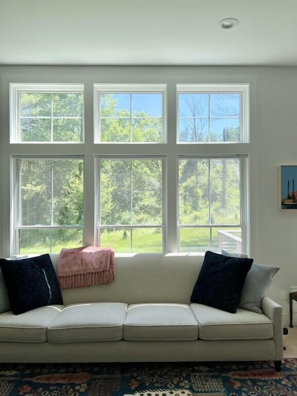 Fireplace, books - Spacious & Modern Berkshires Getaway (Stockbridge)