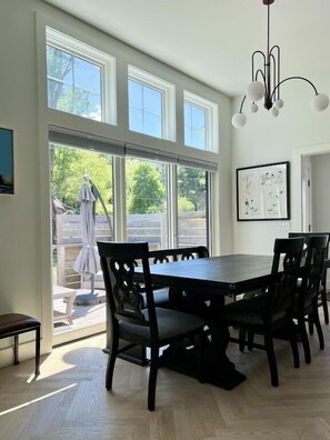 Dining - Spacious & Modern Berkshires Getaway (Stockbridge)