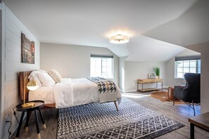 4 dormitorios, tabla de planchar con plancha, wifi gratis y ropa de cama