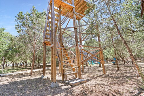Come On Inn | Close to Downtown Wimberley!