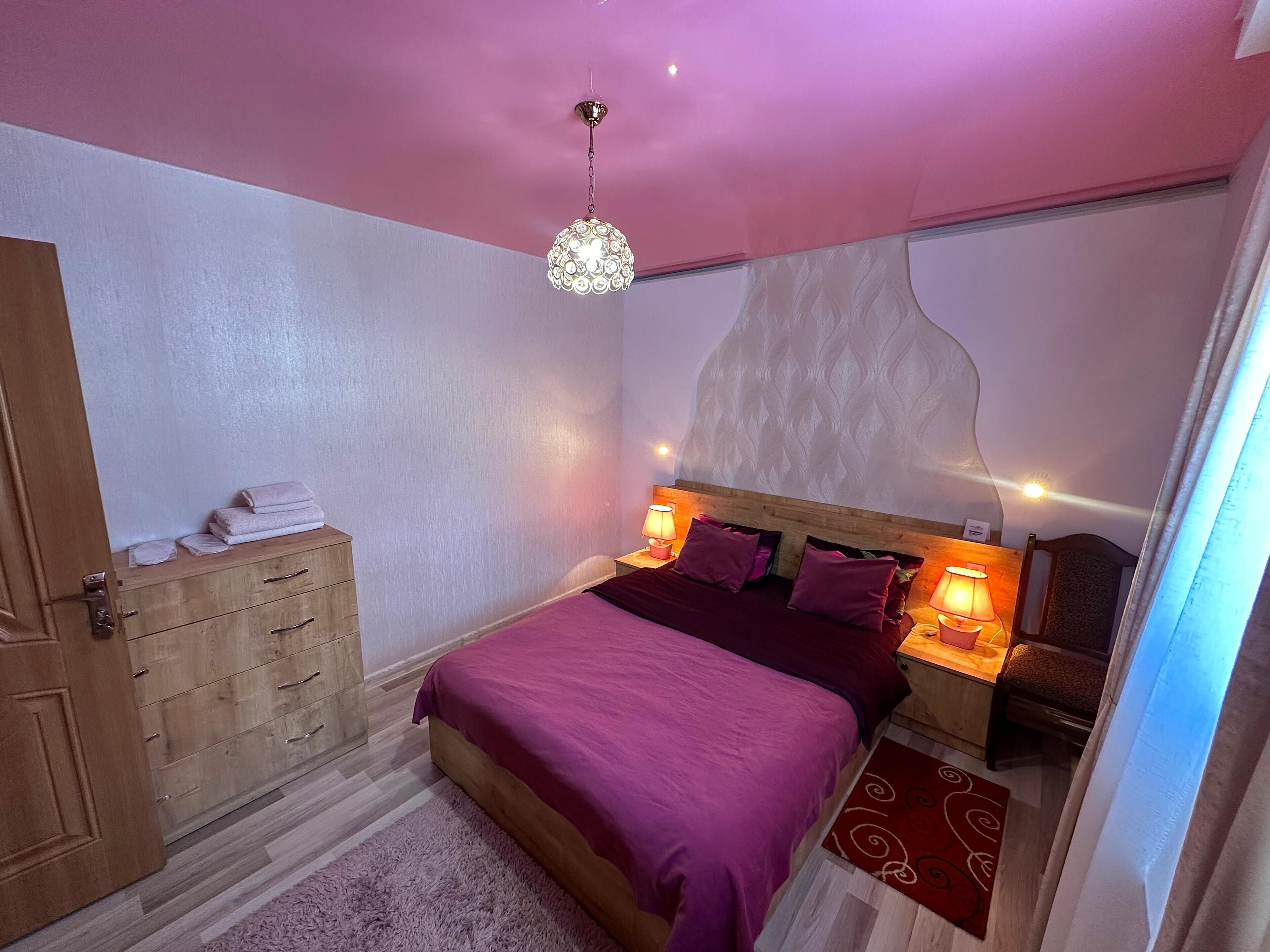 2 Schlafzimmer, Reisekinderbett, WLAN