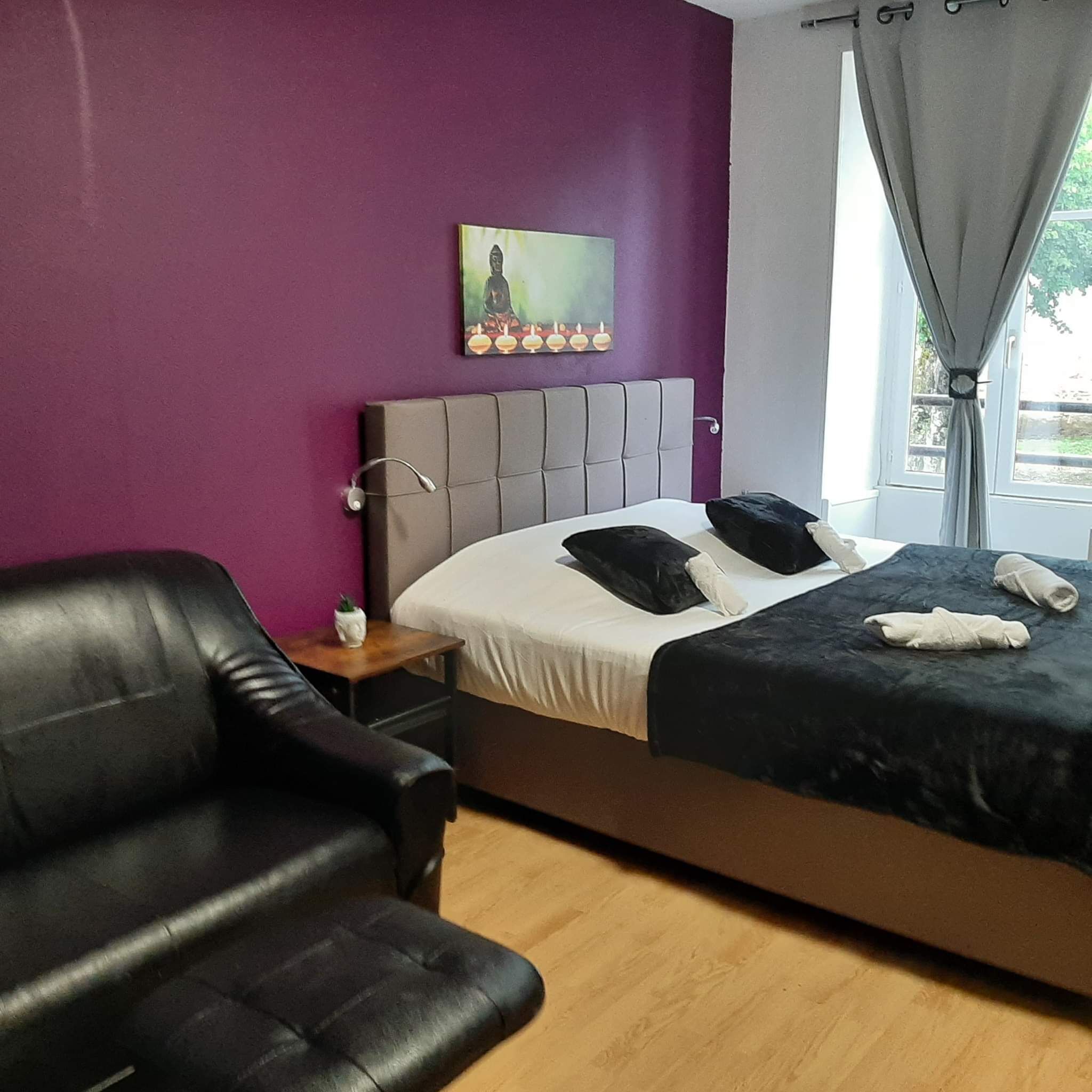 Desk, laptop workspace, free WiFi, bed sheets