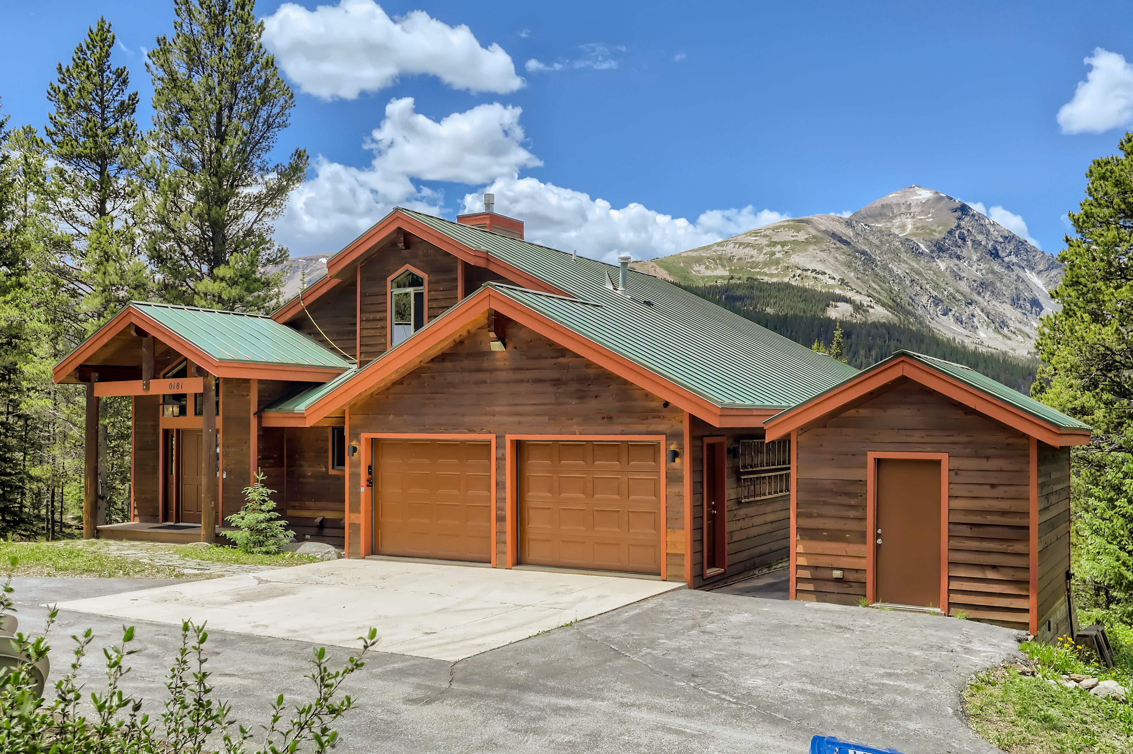 Sugar Snow Sanctuary | Mountain Views w/ Hot Tub