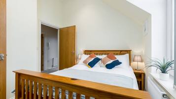 2 bedrooms, iron/ironing board, travel crib, WiFi