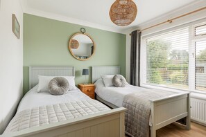 2 habitaciones, tabla de planchar con plancha y wifi