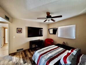 2 slaapkamers, een bureau, gratis wifi, beddengoed