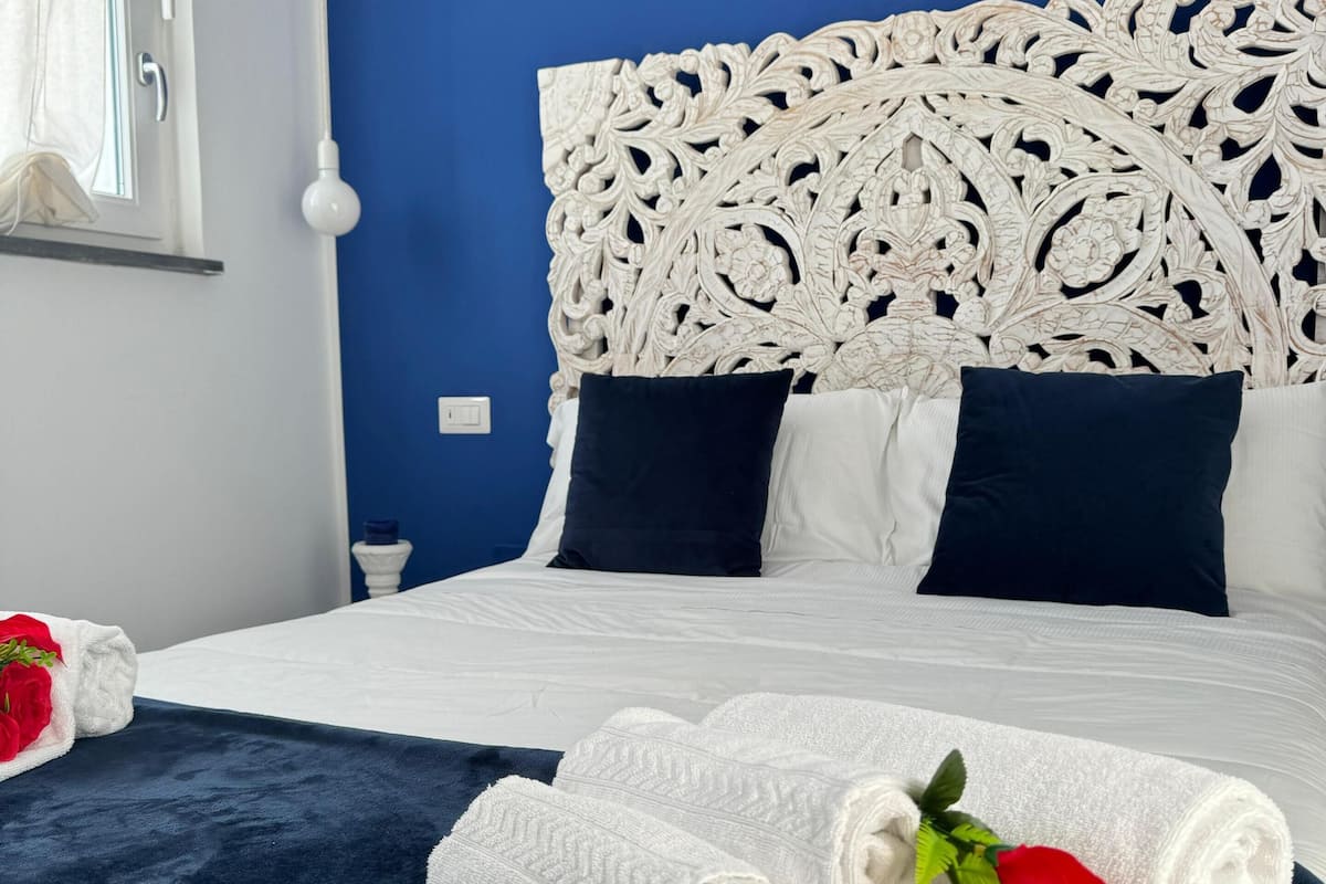 Premium Room | 1 bedroom, in-room safe, soundproofing, free WiFi