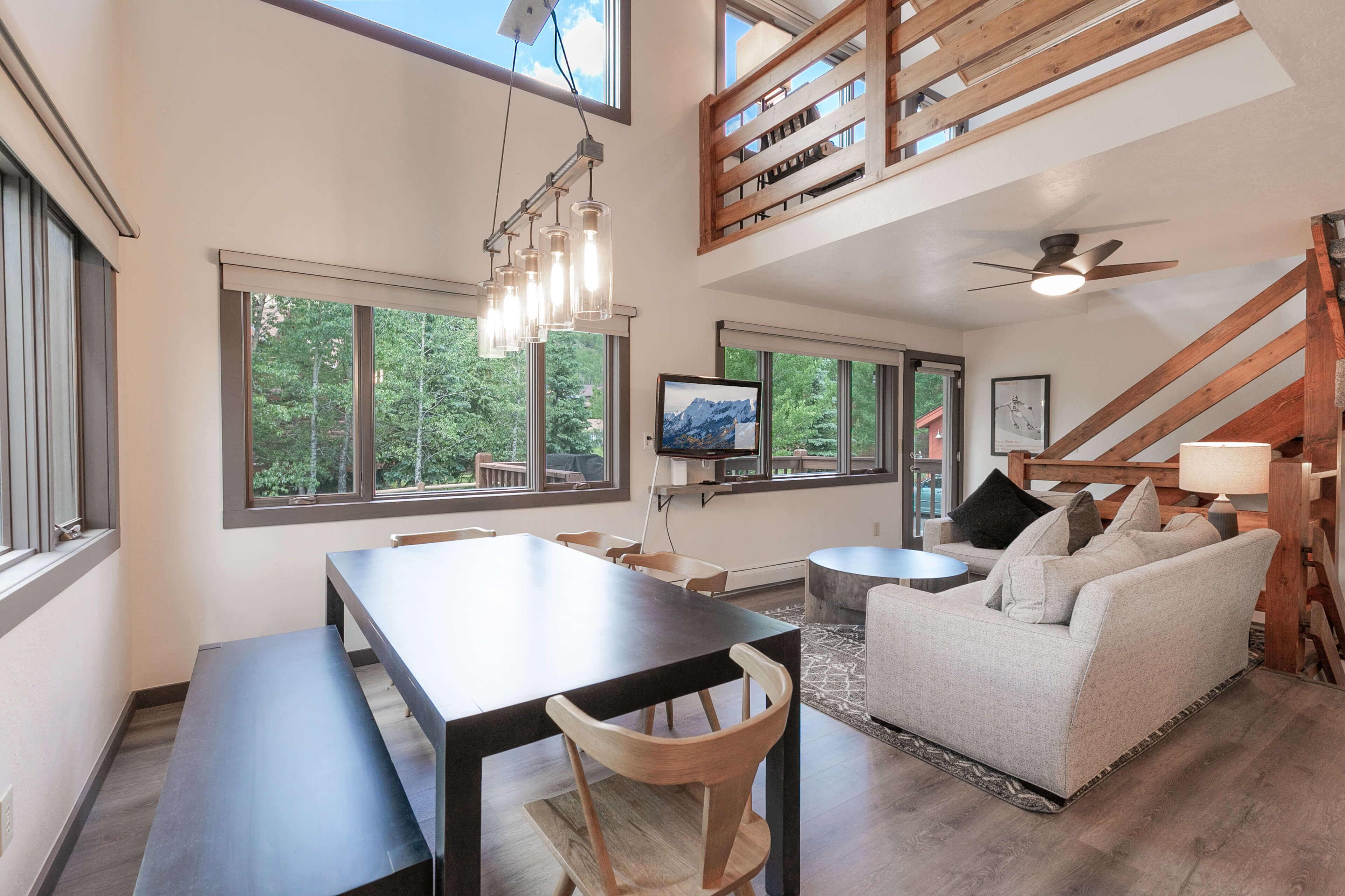 Racer's Edge Townhome: Spacious Frisco Getaway