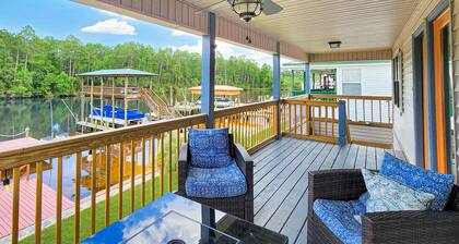 It's 5'O-Clock Here on the Dock!! Grill, Chill, Fish, boat, and make memories!!