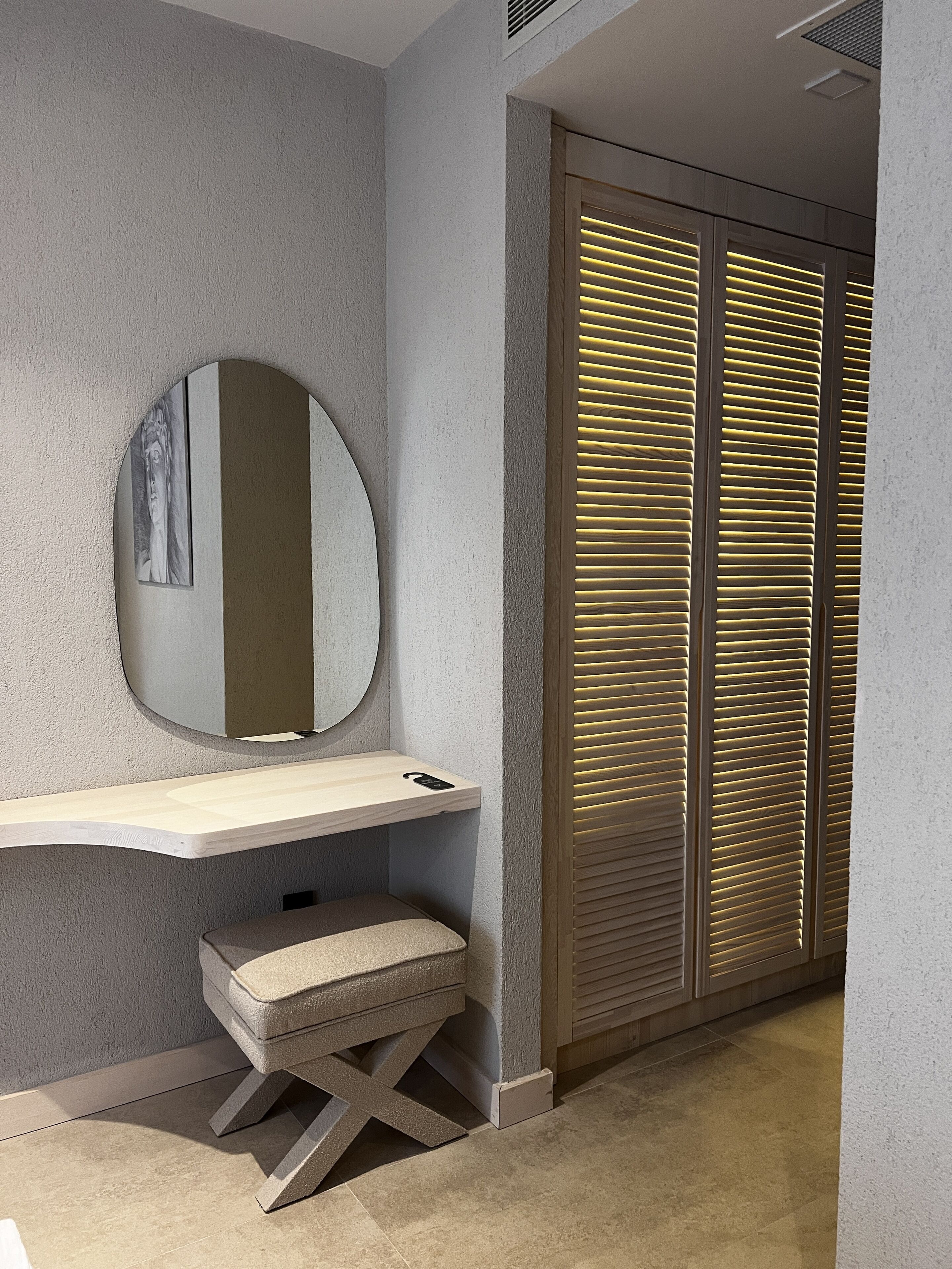 Superior-huone | Egyptinpuuvillaiset lakanat, ylelliset vuodevaatteet, minibaari