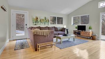 Smart TV, books, streaming services