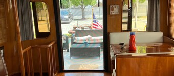 Serendipity motor yacht