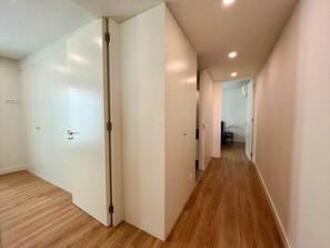 Interior - FARO DESIGN 6 by HOMING (Faro)