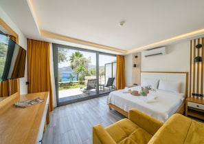Garden Suite | Ropa de cama de alta calidad, minibar, escritorio