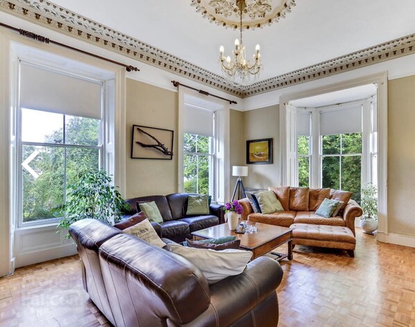 Smart TV, fireplace, video games, table football