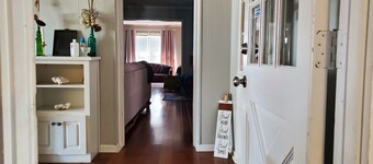 Villa del Aqua - Pool House - Residential Friendly Quiet Neighborhood