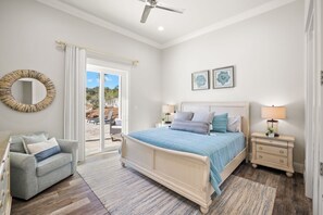 8 bedrooms, iron/ironing board, travel cot, free WiFi - Sky's Oasis: Huge Private Pool/Spa, FREE Golf Cart, Private Beach (Miramar Beach)