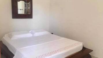 3 bedrooms, bed sheets