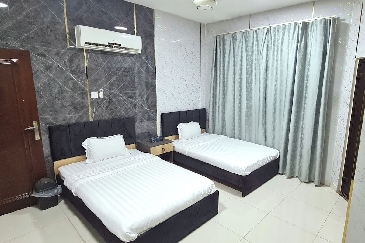 Economy Single Room | 1 bedroom, Egyptian cotton sheets, premium bedding, down comforters