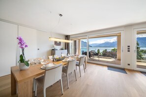 全景公寓 | 餐廳