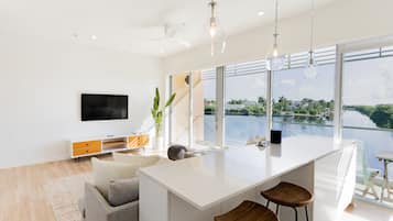 Family Condo, 2 Bedrooms, Pool View | Private kitchen | Full-size fridge, microwave, oven, stovetop