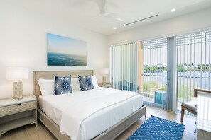 Condo premium, 2 quartos, vista para o canal | Individualmente decorados, individualmente mobiliados