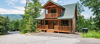 Luxury Mountain Escape: Hot Tub, Pool Table, Pool,  Mountain Views - Near Town