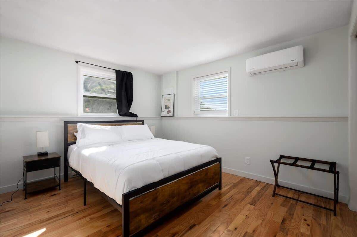 4 bedrooms, iron/ironing board, travel crib, WiFi