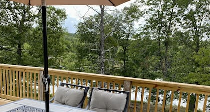 Lake Longbow-10 acre private lake, 80 acres, 4-wheeler/walking trails, fishing