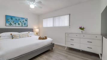 2 bedrooms, iron/ironing board, WiFi, bed sheets