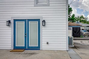 تفاصيل الفندق من الخارج