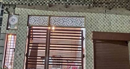 Ira Homestay Mathura