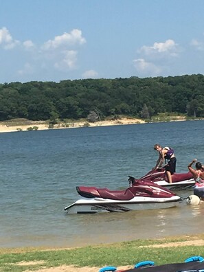 Unclassified image, 2 of 38, button - This house is a 2 bedroom(s), 1 bathrooms, located in Cartwright, OK. (Cartwright)