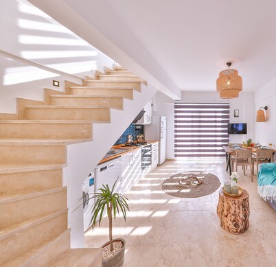 Villa Ay