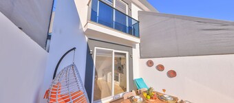 Villa Ay