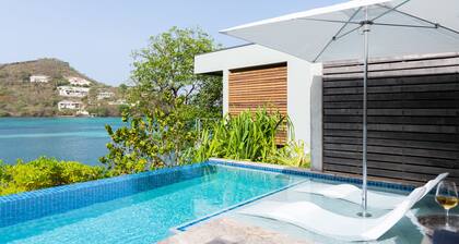 Modern Waterfront Bungalow on the shore of Morne Rouge Bay