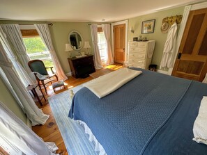 2 Schlafzimmer, Schreibtisch, Bügeleisen/Bügelbrett, kostenloses WLAN