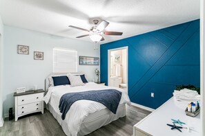 2 bedrooms, desk, travel crib, free WiFi