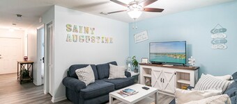 Historical Haven, mins from downtown & beautiful beaches | Ideal for long stays