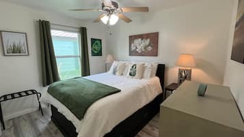 3 bedrooms, iron/ironing board, free WiFi, bed sheets