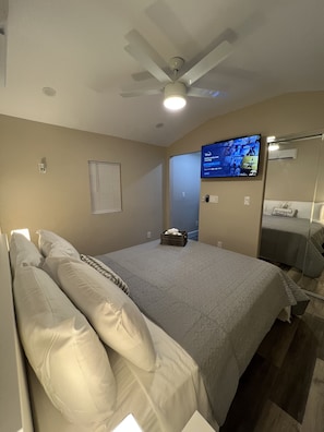 1 bedroom, iron/ironing board, free WiFi, bed sheets