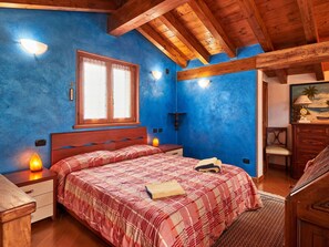 2 makuuhuonetta, vauvan matkasänky, ilmainen Wi-Fi