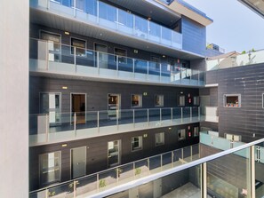 Property grounds - H2M Victoria Malaga city center WiFi and Air Con (Málaga)