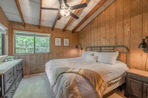 1 chambre, lit parapluie, Wi-Fi, draps fournis