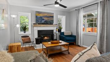 TV, fireplace, foosball, books