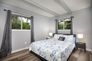 2 camere, una scrivania, Wi-Fi gratuito, lenzuola