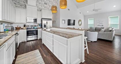 Charming Beach Home Near Beach & Pier with Deck